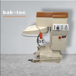Boku Spiralkneter SK 160 AK mit 2 Kesselwagen